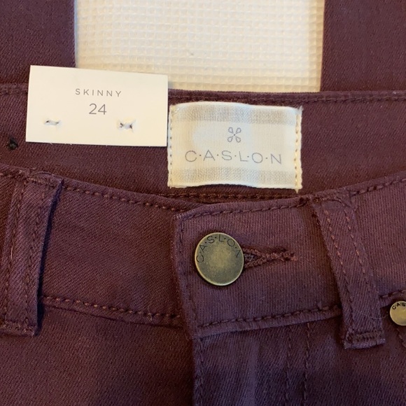 Caslon Woman’s Skinny Burgundy Raw Hem Size 24 - Picture 4 of 12